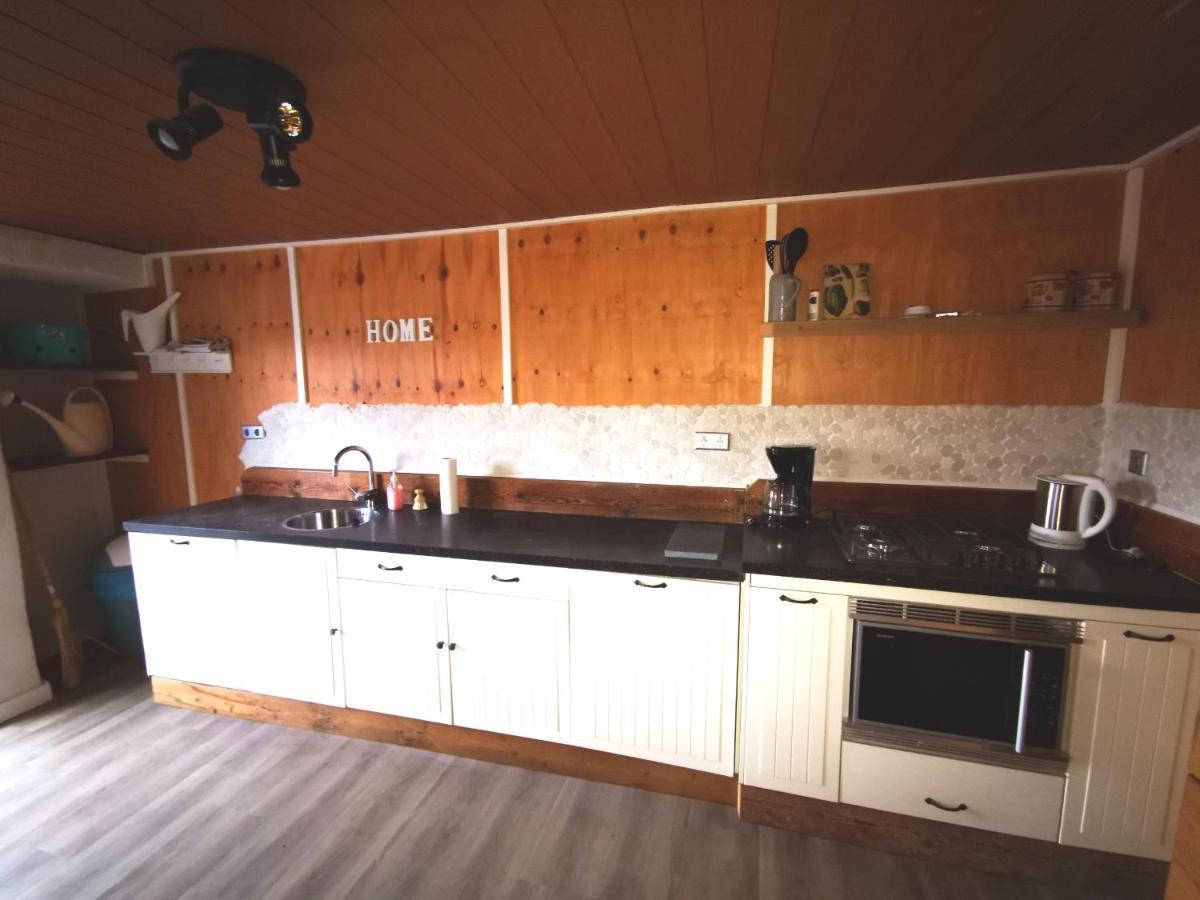 Mooi Ruim Appartement In Antieke Stadsboerderij Schonecken Bagian luar foto