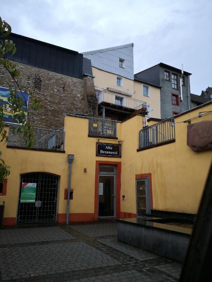 Mooi Ruim Appartement In Antieke Stadsboerderij Schonecken Bagian luar foto
